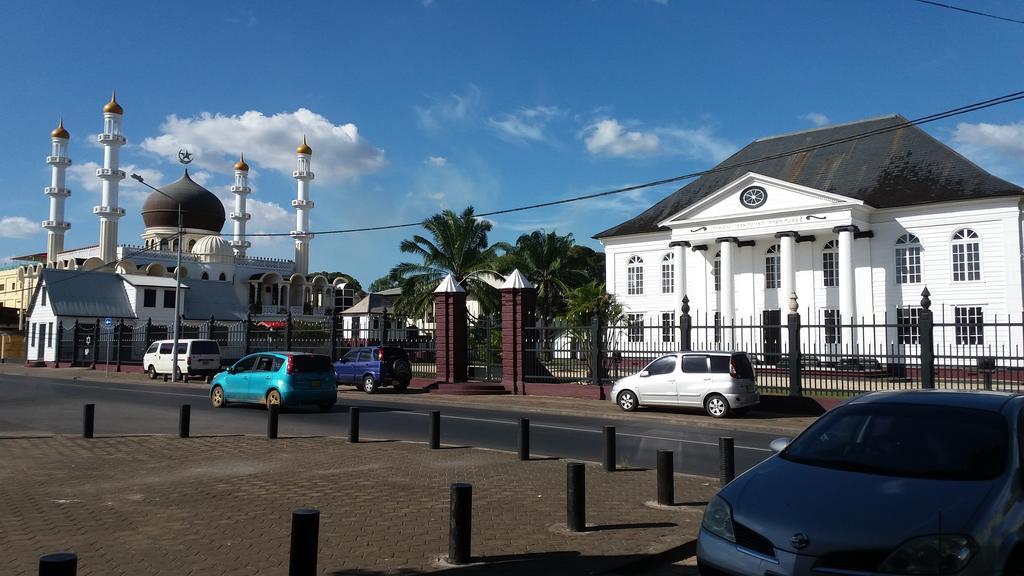 Pleasant Stay Paramaribo Esterno foto